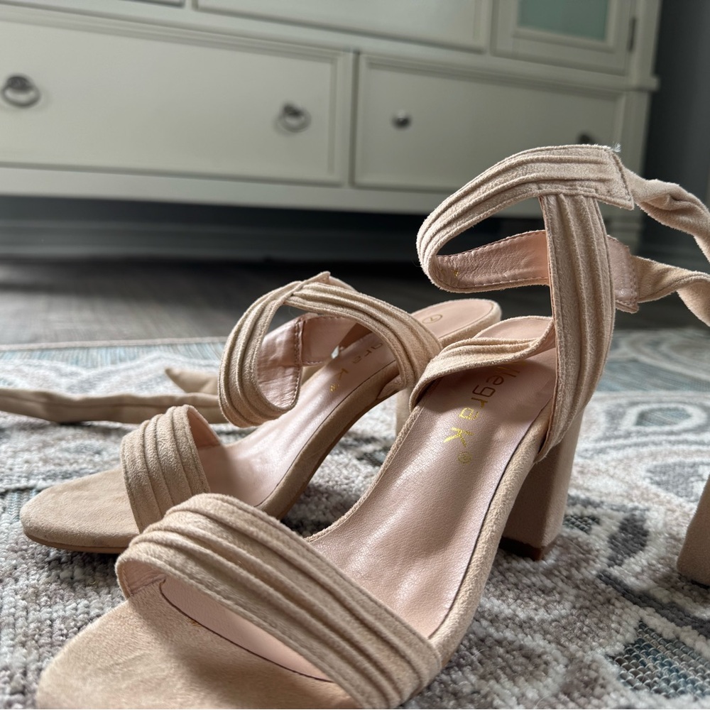Allegra K Strappy Beige Women's Heels Size 7
